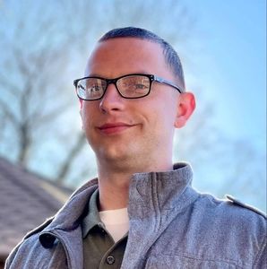 Meet your Posher, Cole